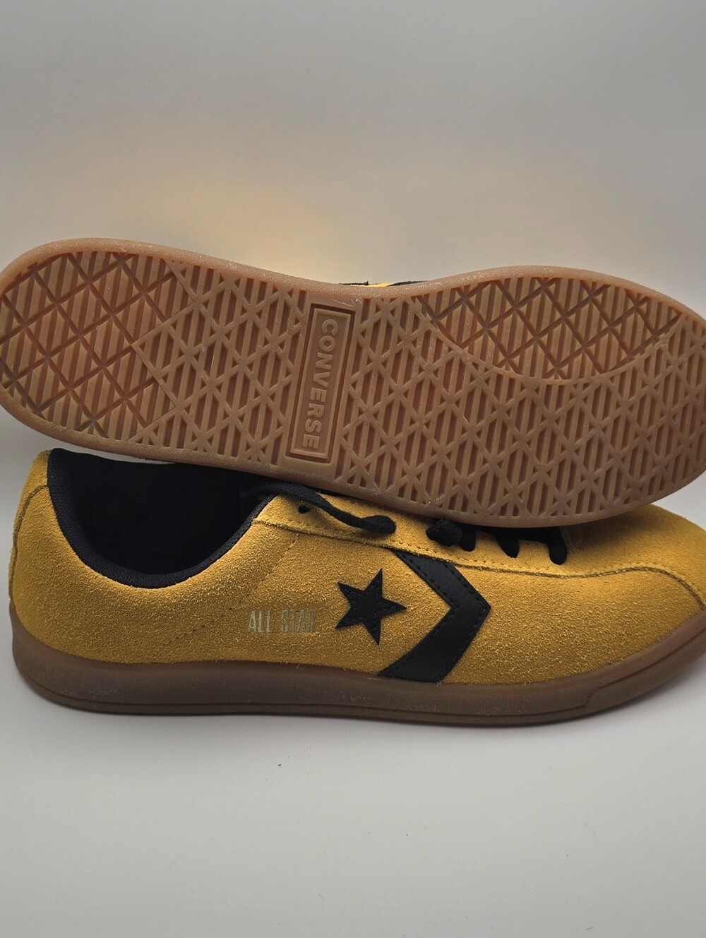 Converse All Star Classic Suede Trainer Shoes Unisex M9/W10.5 Sneakers Low Top - Picture 4 of 5